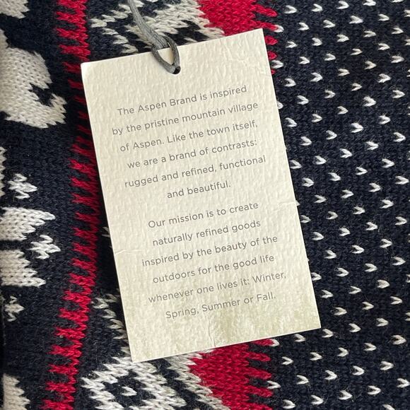 ASPEN Polar Bear Nordic Pattern Ugly Christmas Sweater Size Small NWT - Picture 6 of 6